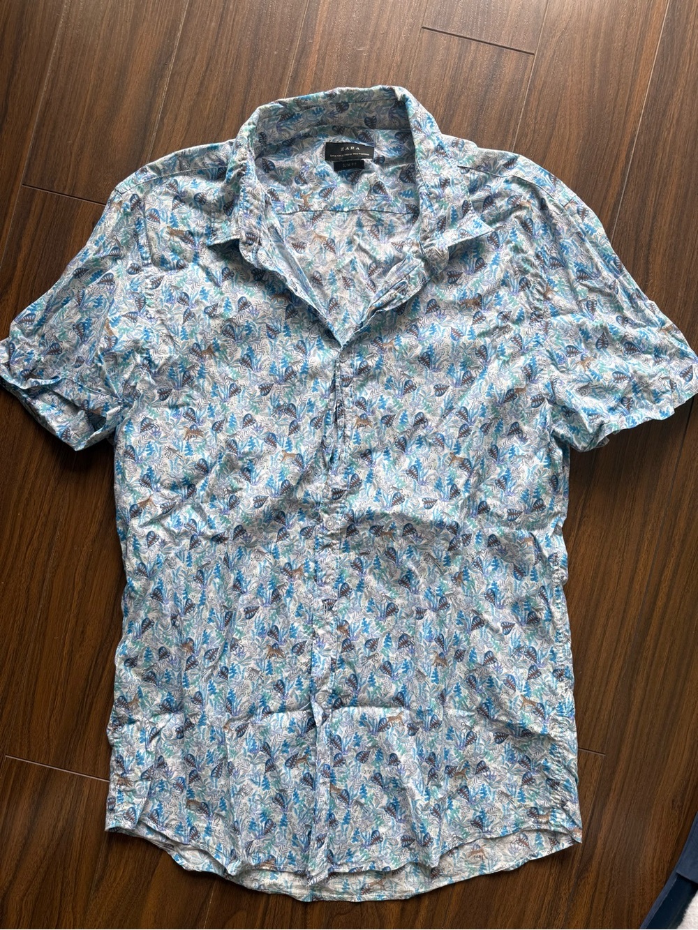 Zara Men’s Short Sleeve Leaf Print Button-Up - Blue & White